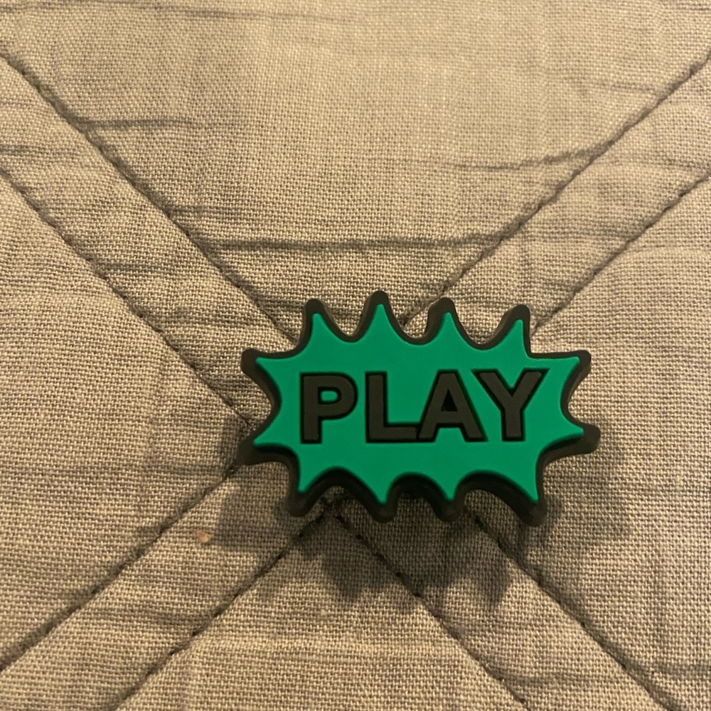 Green 'PLAY' Croc Jibblet NWT
